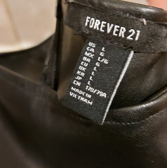 2/$35 NWOT *Host Pick!* Pleather skirt with lace trim - Picture 3 of 3